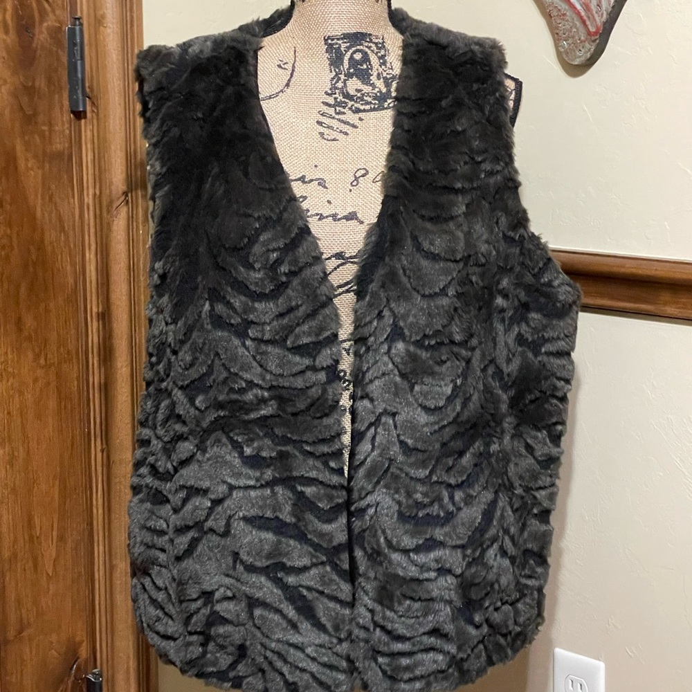 Faux fur brown vest sz 1x